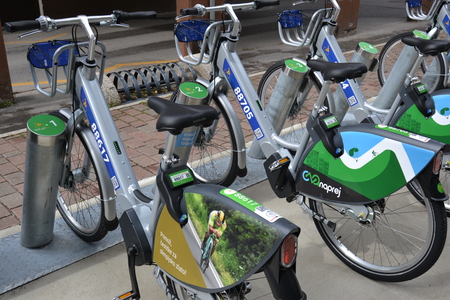 Marca povečano število najemov e-koles