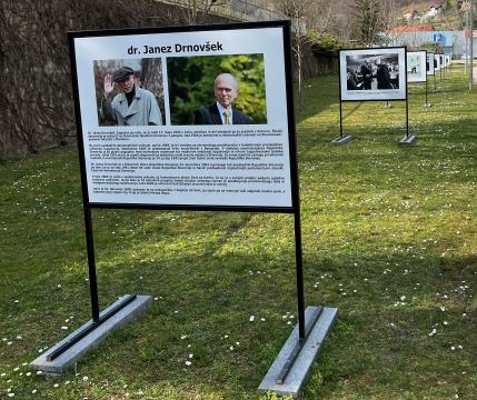 Ulična razstava ob 15. obletnici smrti dr. Drnovška