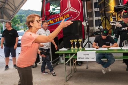 Perkmandelc je povabil v svojo deželo