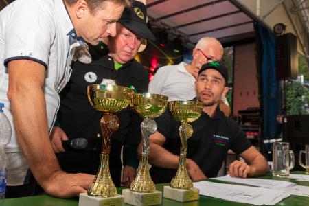 Perkmandelc je povabil v svojo deželo