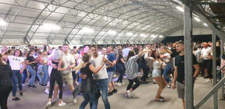 Perkmandelc je povabil v svojo deželo