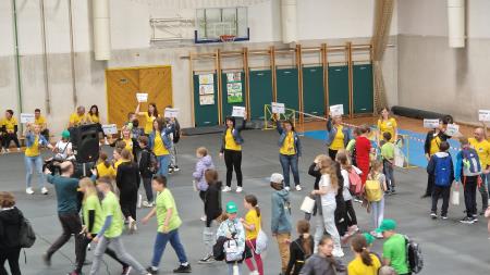 OŠ Ivana Skvarče je gostila 45. državno prvenstvo mladih čebelarjev