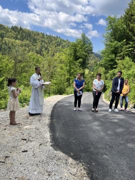 Odprtje prenovljene ceste Medija-Kal