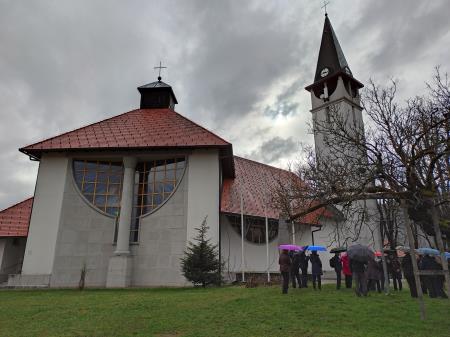 Zagorski častniki na ekskurziji po Kočevskem