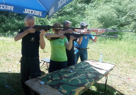 Zagorski častniki četrti na orientacijskem pohodu ZSČ »Janez Trdina« v Mengšu