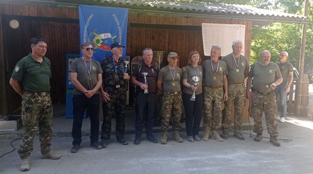 Zagorski častniki četrti na orientacijskem pohodu ZSČ »Janez Trdina« v Mengšu