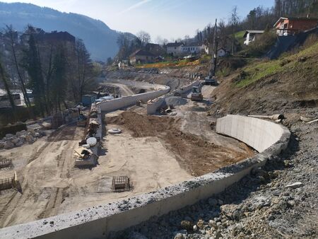 Gradbišče ob sanaciji plazu nad AP