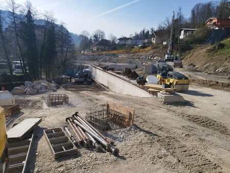 Gradbišče ob sanaciji plazu nad AP