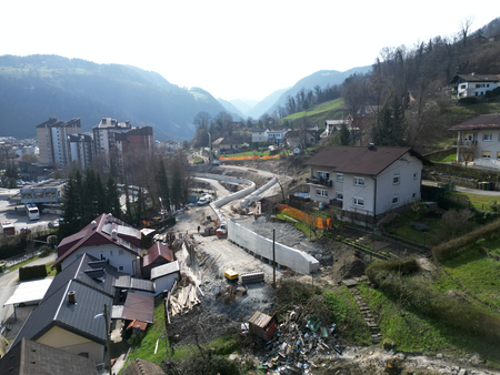 Gradbišče ob sanaciji plazu nad AP