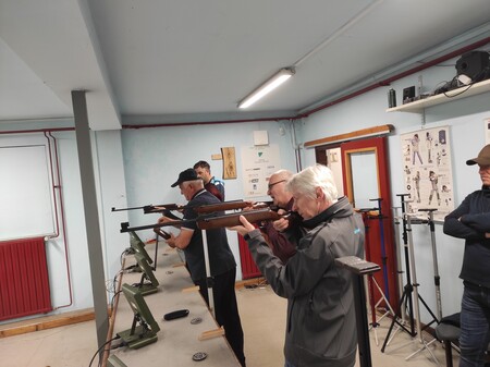 OZSČ Zagorje uspešno izvedlo strelsko usposabljanje in tekmovanje z zračno puško