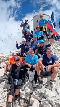 Sedemnajsti pohod Kum–Triglav znova povezal Zasavje in slovenski vrh